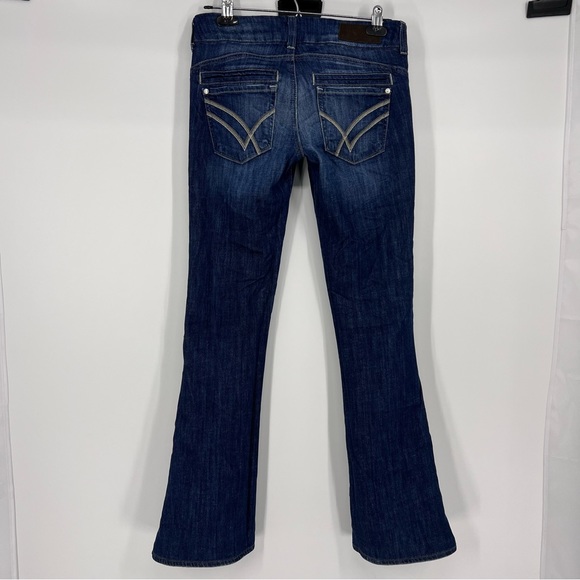 William east flare Jean size 26 - Picture 4 of 16